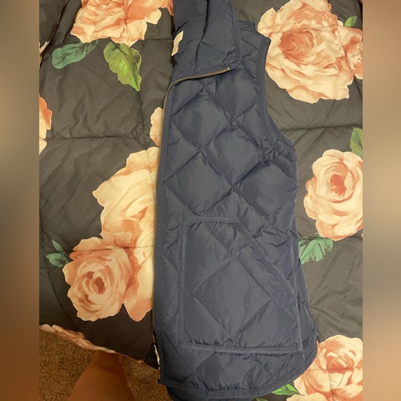 J crew navy blue vest - Picture 9 of 11
